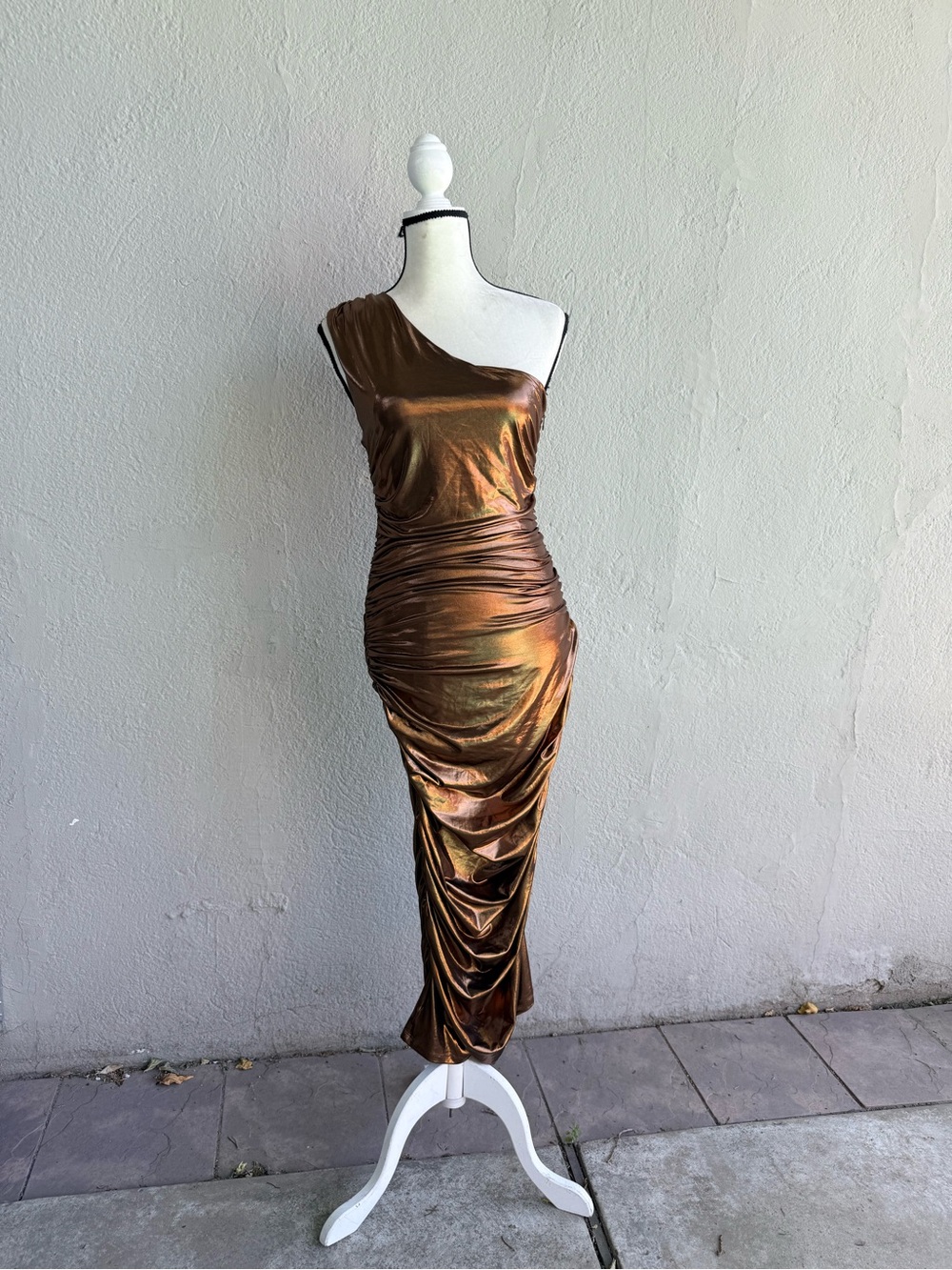 Fashion Nova One-Shoulder Shimmering Bronze Ruched Midi Dress Size Medium